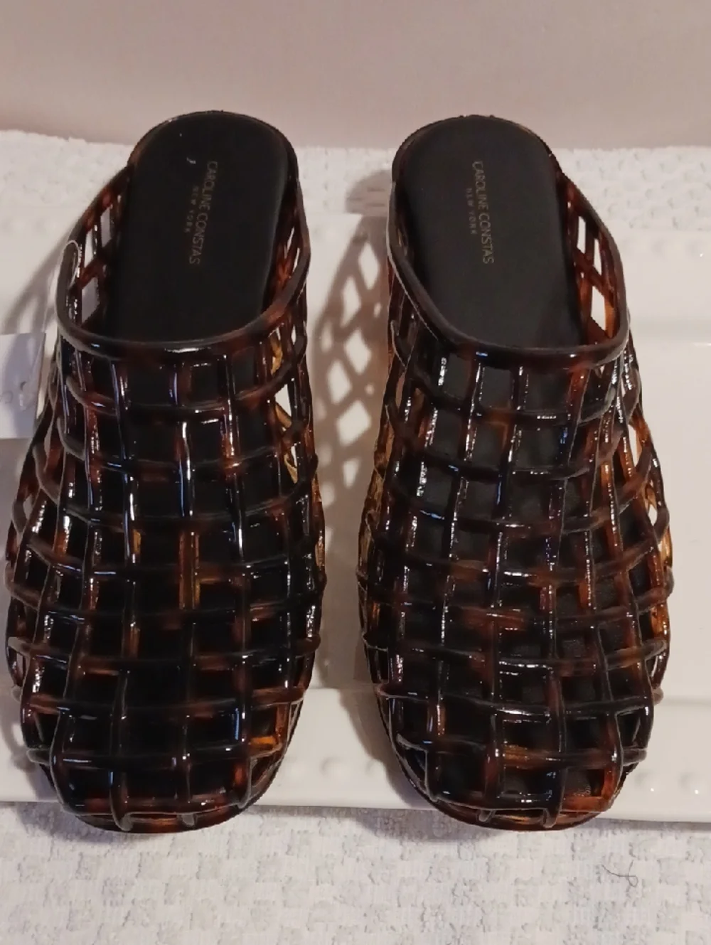 Gorgeous! Caroline Constas ⚜️Brown Tortoiseshell Weave Jelly Slide Mules 10 - Picture 1 of 9
